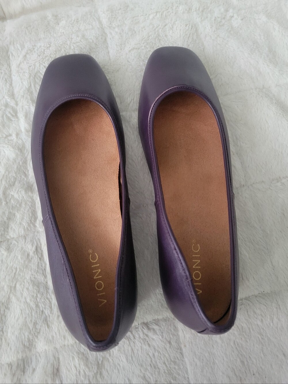 Vionic Women's Square-Toe Ballet Flats in Purple - Picture 4 of 9